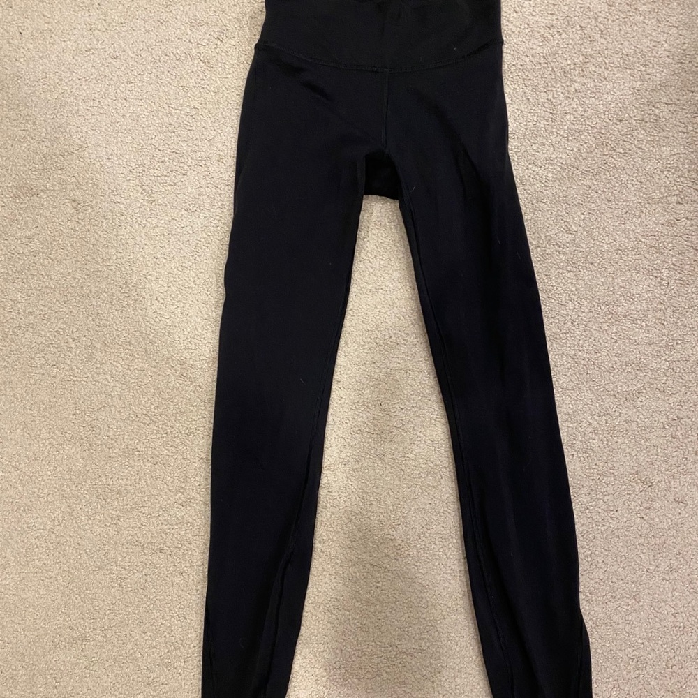 Lululemon leggings size 6